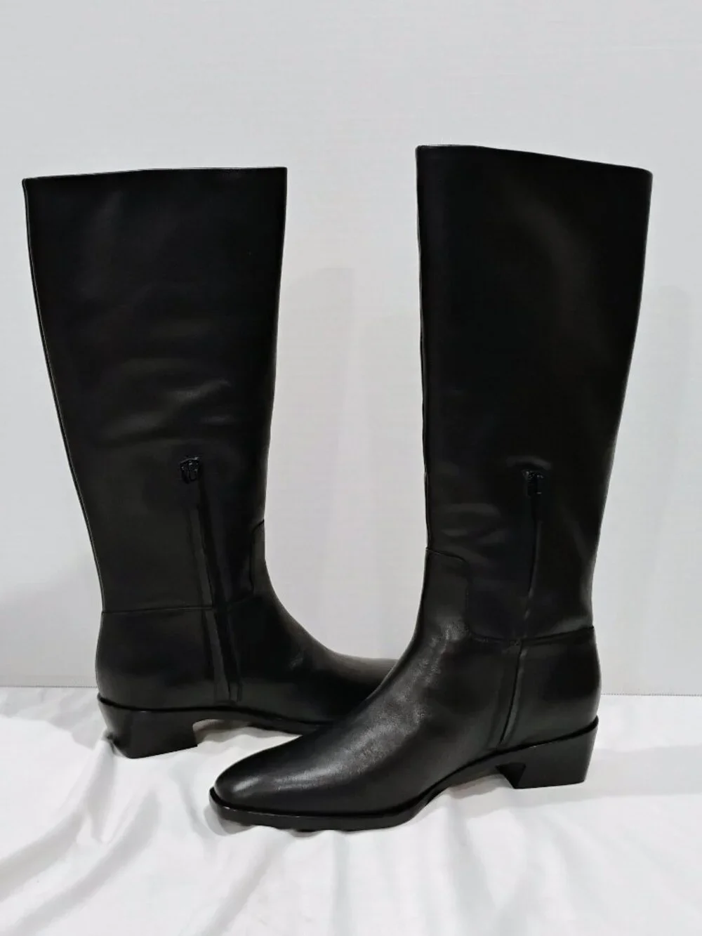 New Vince Andes Knee High Boots Womens 8.5 M Black Leather